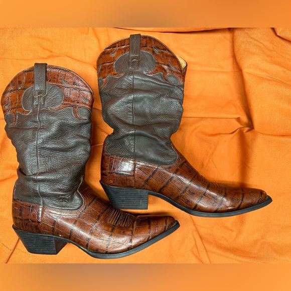 Ariat woman’s Heritage slouch boots 11B. - Picture 1 of 11